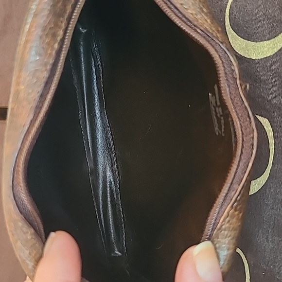 GUCCI ULTRA RARE VINTAGE LATE 1960’S GG COATED CANVAS CROSS BODY POUCH BAG - Picture 11 of 17